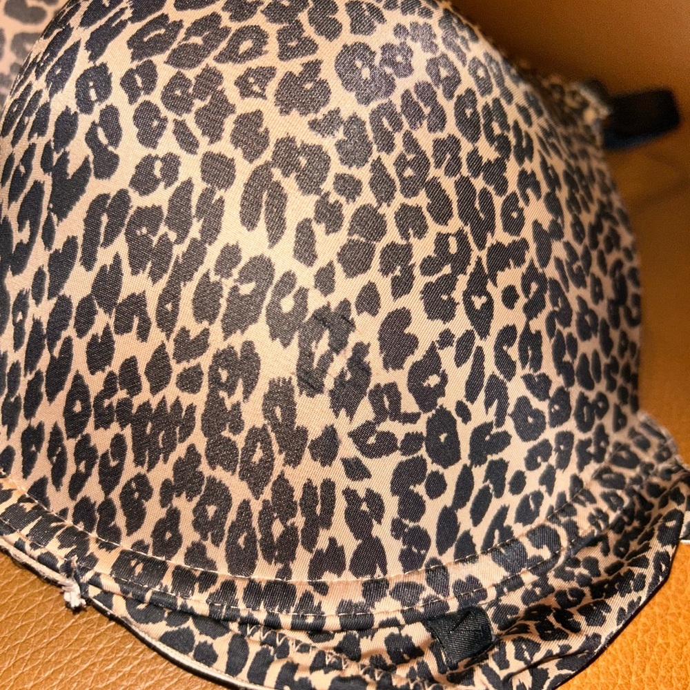 Victoria's Secret Leopard Print Bra - Black and Tan - Picture 3 of 4